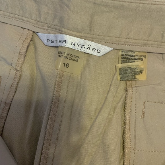 Peter Nygard Pants - Nygard Tan Cargo Pants size 16